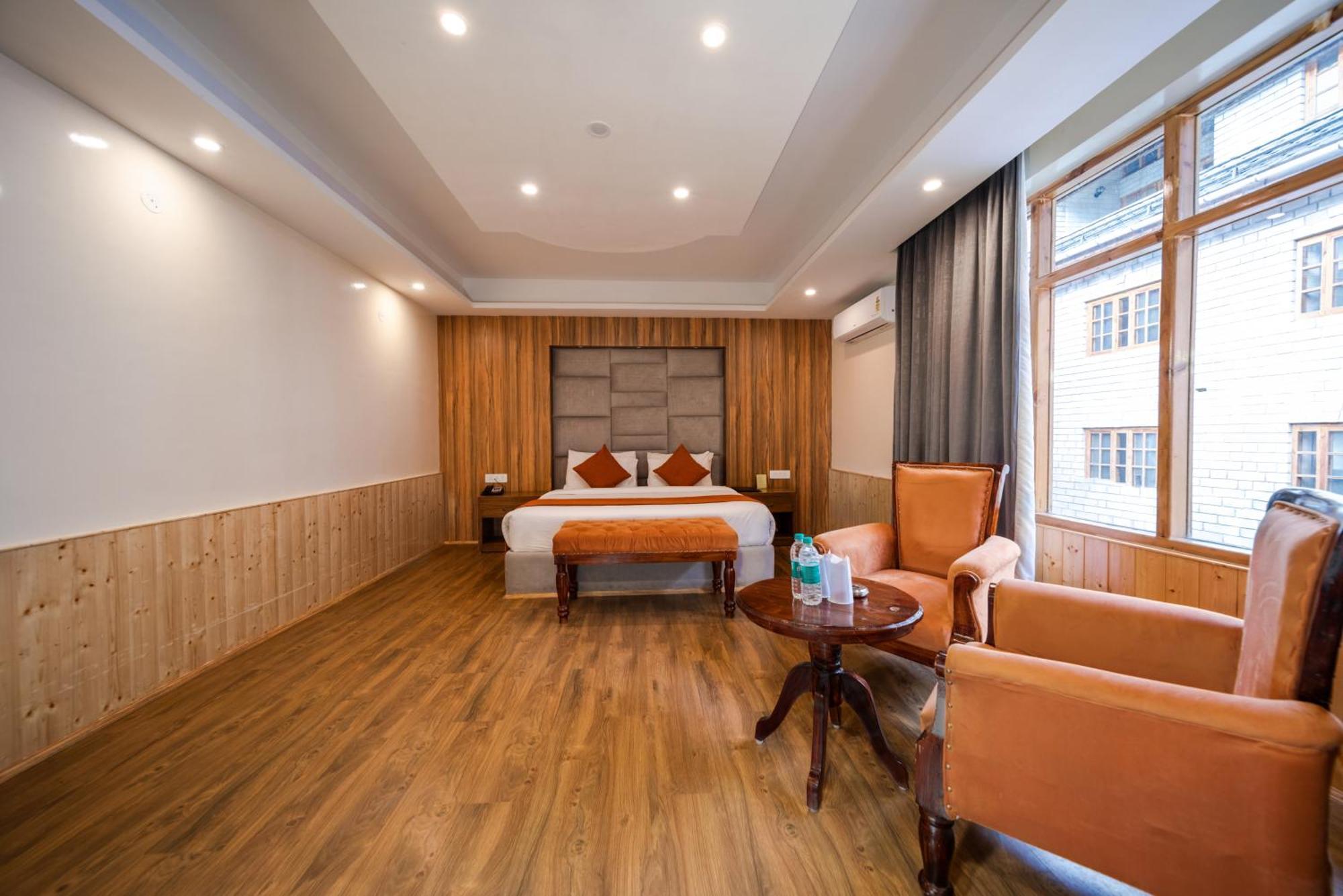 West Western Resort Manali #Neartomallroad #Gym #Lawn #Playingzone #Pooltable #Kidsfriendly #Mountainview #Tabletennis #Familyfriendly #Privateparking Exterior foto